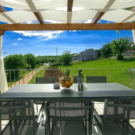 Modern Gloria With Pool In Novigrad 别墅 Bužinija