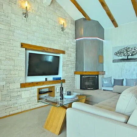 别墅 Modern Gloria With Pool In Novigrad *